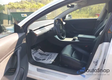 2018 Tesla Model 3 Long Range/Mid Range из США, поврежденный, VIN 5YJ3E1EAXJF025089